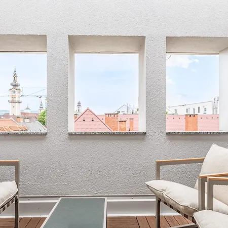 Apartment Alpena Homes, Zentrum, Domblick, Küche Linz