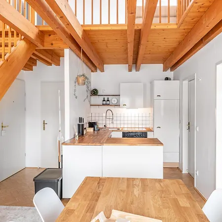 דירה Alpena Homes, Zentrum, Domblick, Kueche לינץ