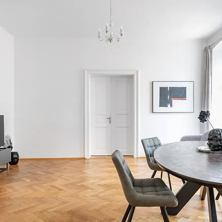 דירה Alpena Homes, Zentrum, Domblick, Kueche